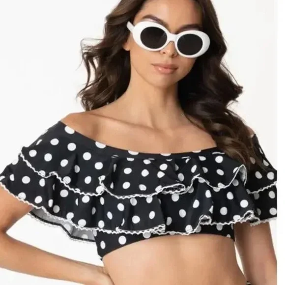 Unique Vintage Retro Polka Dot Swim Top - Picture 1 of 10